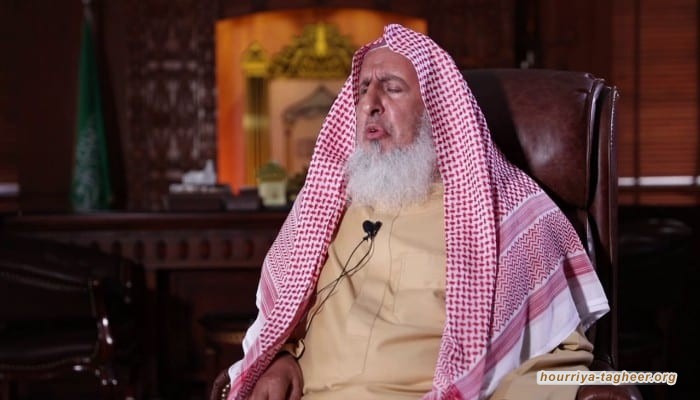 مفتي النظام: من يسخر من جهود مكافحة كورونا آثم شرعًا