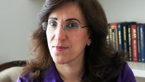 مضاوي الرشيد: نفي (متعب بن عبد الله) لينشغل عن فوز (بن سلمان)