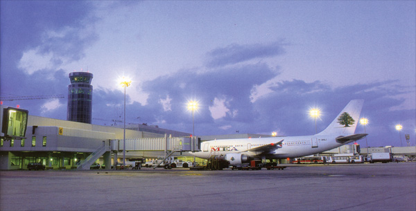 لبنان توافق على تسليم معارضا الى الرياض