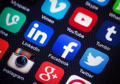 السعودية تبدأ الخميس رفع الحجب عن تطبيقات الاتصال عبر الإنترنت