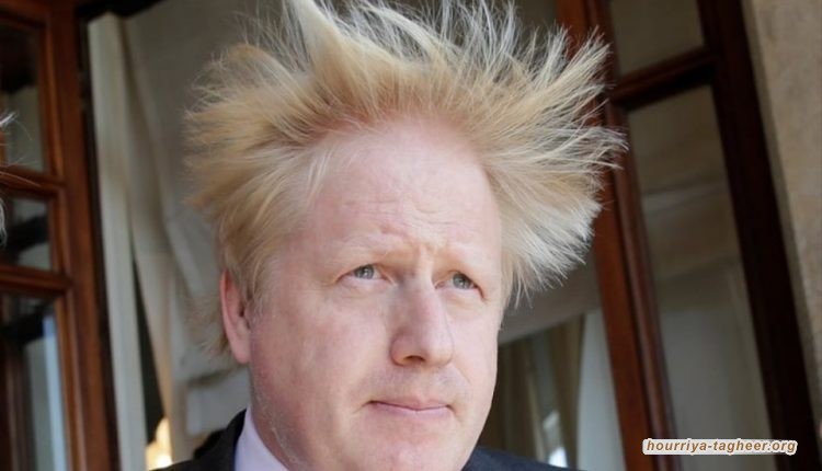 بعد زيارة السعودية.. كاتب بريطاني: جونسون متسول فاشل يذل نفسه للطغاة