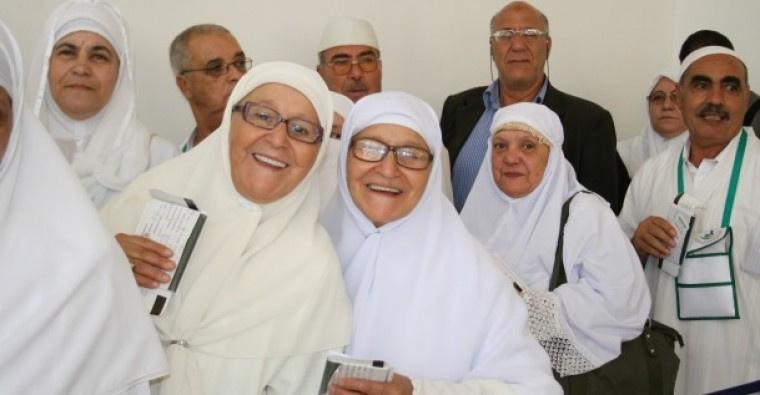 الجزائر تعلن وفاة 13 حاجا وإصابة آخرين
