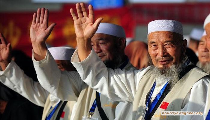 حجاج الصين ينظفوا شوارع مكة