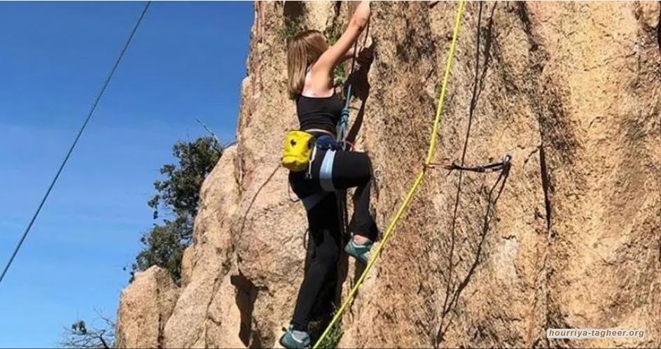 مغامرة بلباس فاضح في السعودية على مرأى بن سلمان