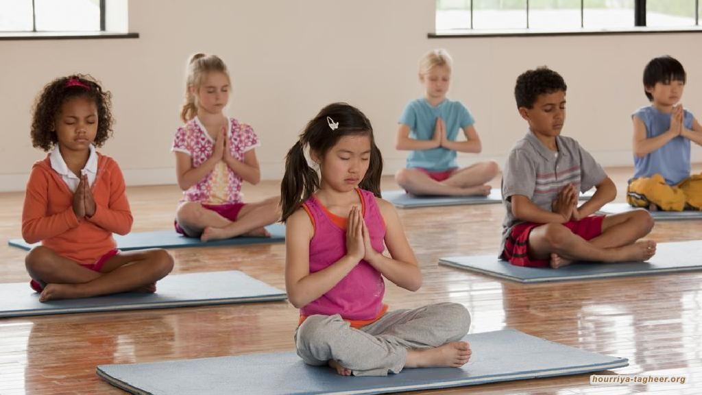 أسلمة الوثنيات.. سر الاهتمام السلطات السعودية باليوغا