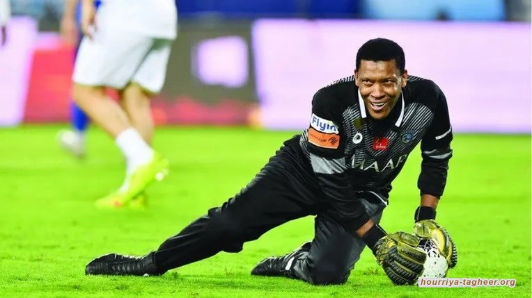 محمد الدعيع ينتقد مفاوضات الهلال مع بونو