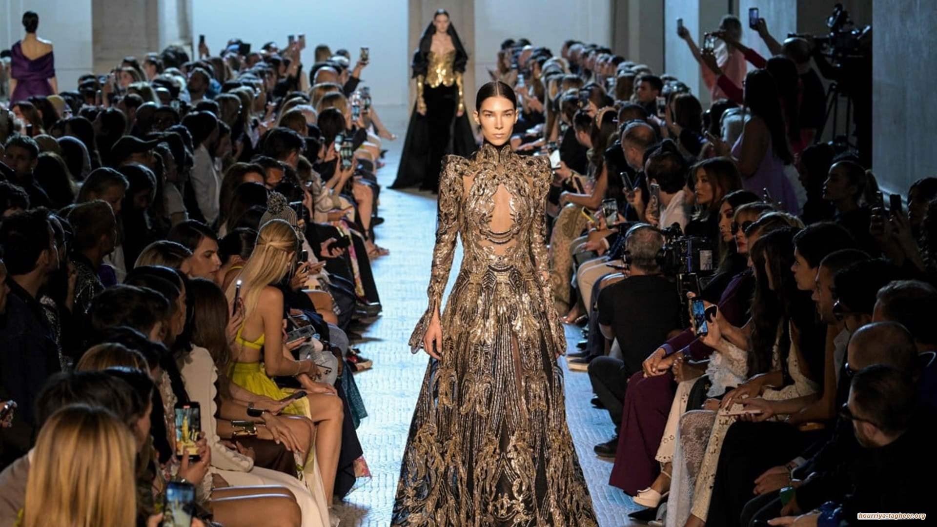 السلطات #السعودية تشارك في معرض هوت كوتور للأزياء