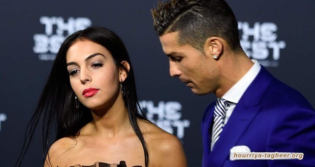 جورجينا عادة الى عادتها القديمة وتتعرى من جديد في السعودية