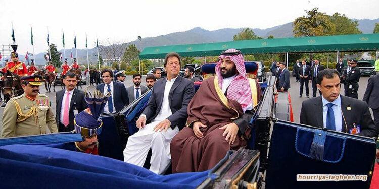 رئيس الوزراء الباكستاني: دول صديقة ضغطت علينا للتطبيع مع إسرائيل