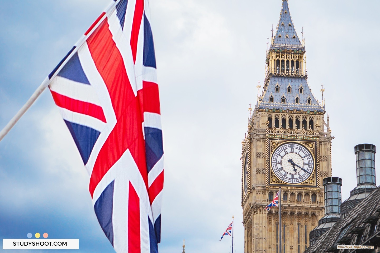 محكمة بريطانية تبرئ بريطانيّا من تهمة تقديم رشى لسعوديين