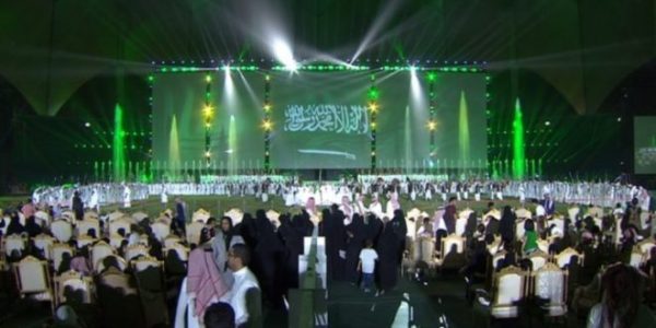 21 مليون ريال تكلفة حفل اليوم الوطني بالرياض.. رقص وتعري وغناء آيات من القرآن!!