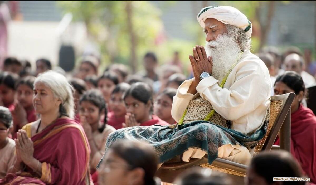 الزعيم الهندوسي “سادغورو” يهاجم الإسلام والمسلمين