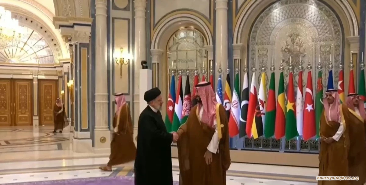 ابن سلمان يخرج شخصيا من قاعة قمة الرياض لاستقبال الرئيس الإيراني