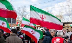 طهران تطالب الخليج بتعويضات العدوان عليها